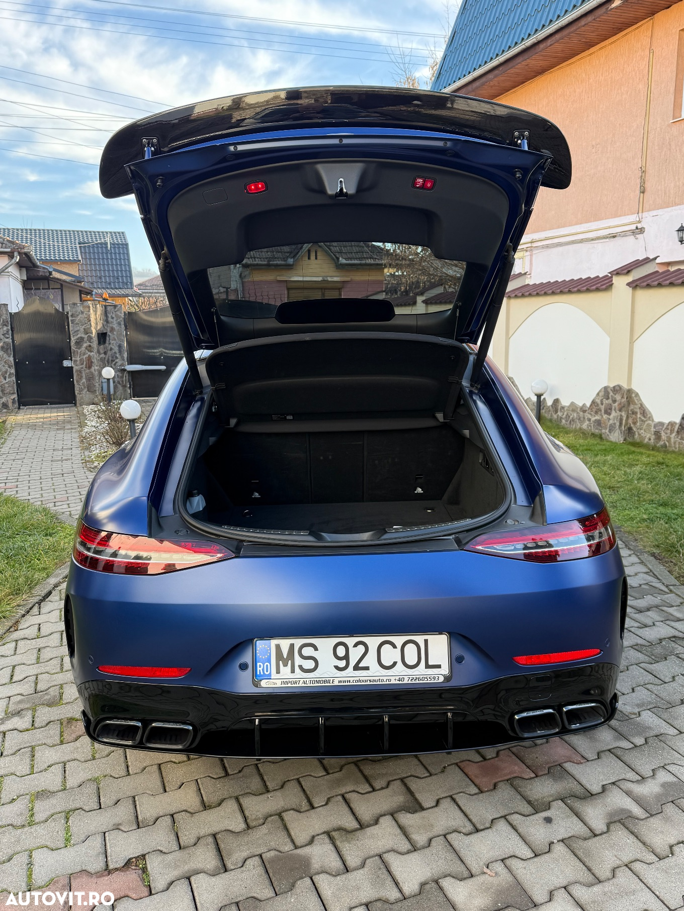 Mercedes-Benz AMG GT-S 63 4MATIC+ - 15