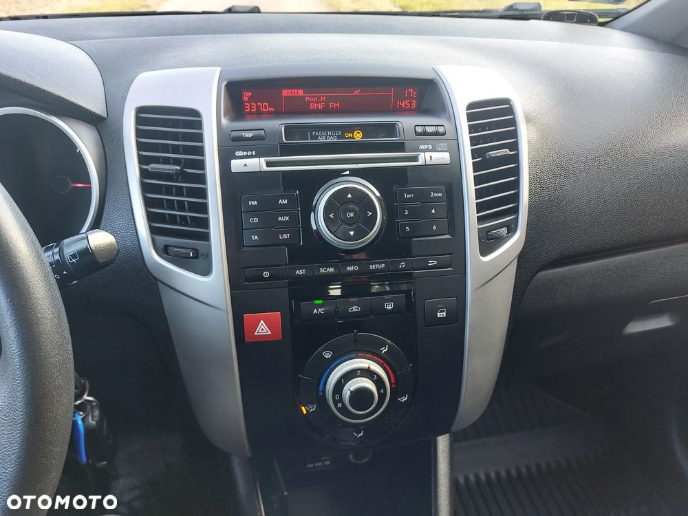 Kia Venga - 13