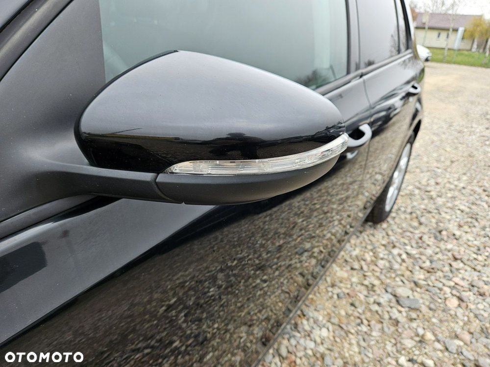 Volkswagen Golf - 20