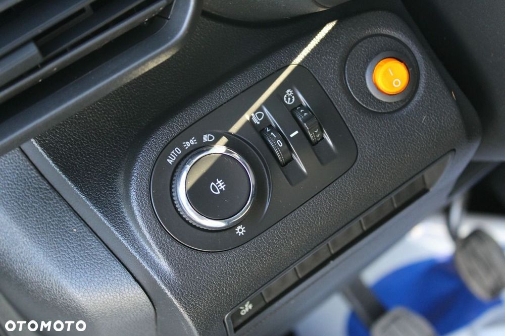 Opel Combo - 23