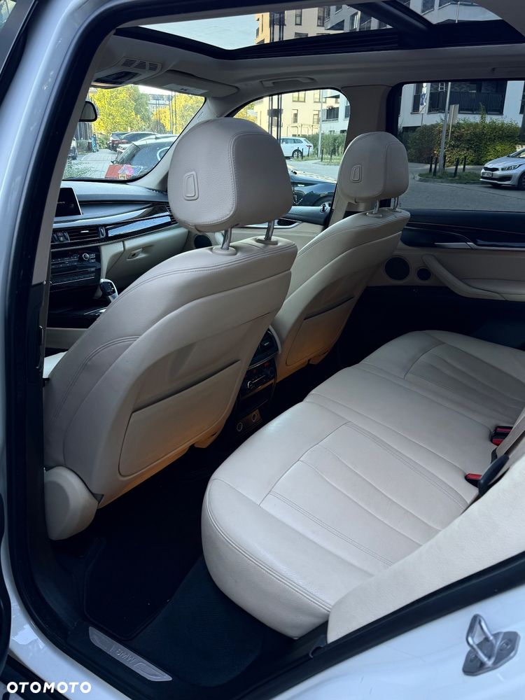 BMW X5 xDrive35i - 8