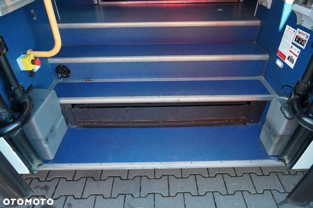 Irisbus RECREO / EURO5 / SPROWADZONY / MANUAL / - 21