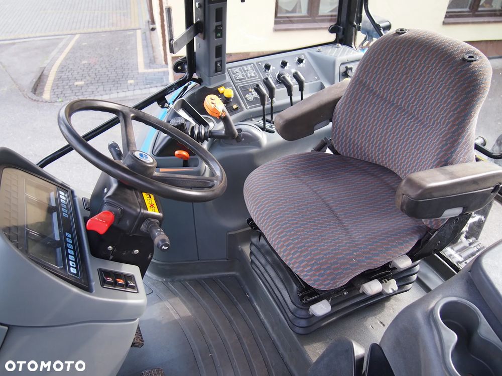 Ciągnik NEW HOLLAND TM155tm 2002r - 7
