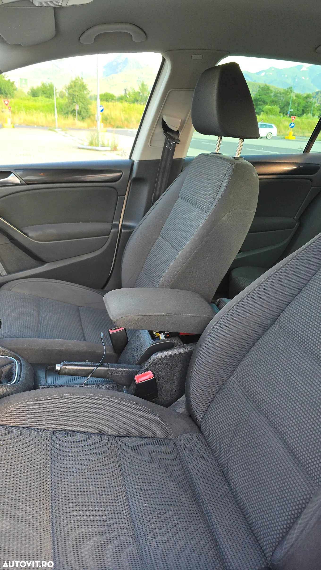 Volkswagen Golf - 14