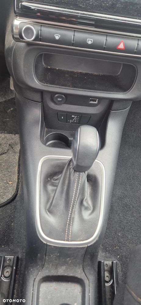 Citroën C3 1.2 PureTech Max EAT6 - 19