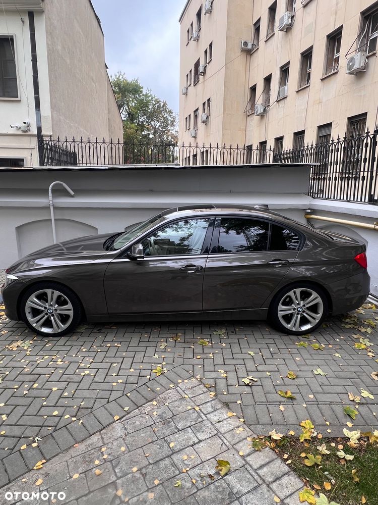 BMW Seria 3 328i - 4