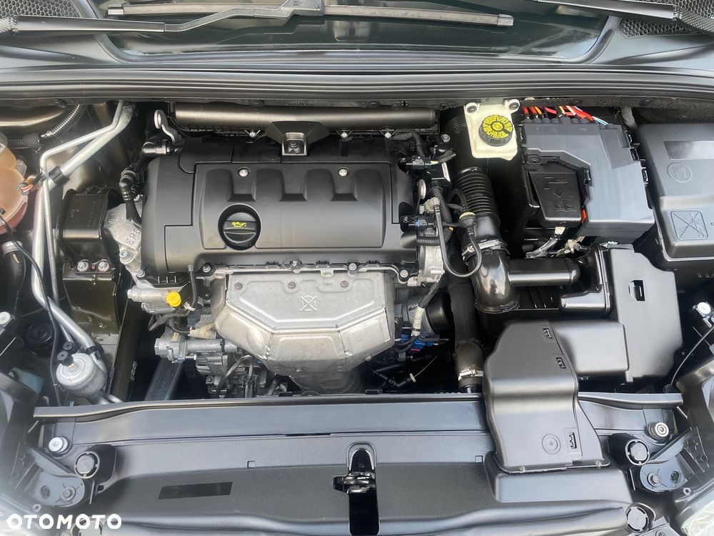 Citroën C4 VTi 120 Business Class - 24