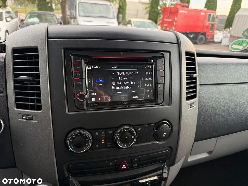 Volkswagen Crafter - 17