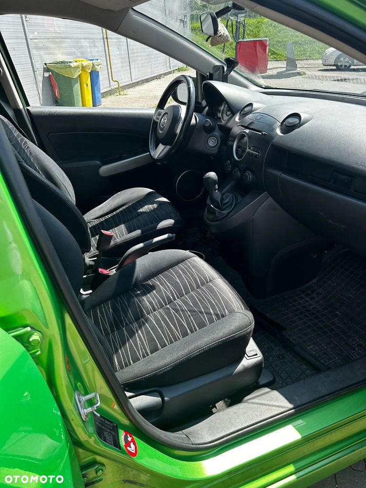 Mazda 2 - 13