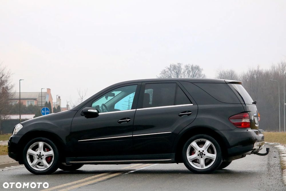 Mercedes-Benz ML - 27