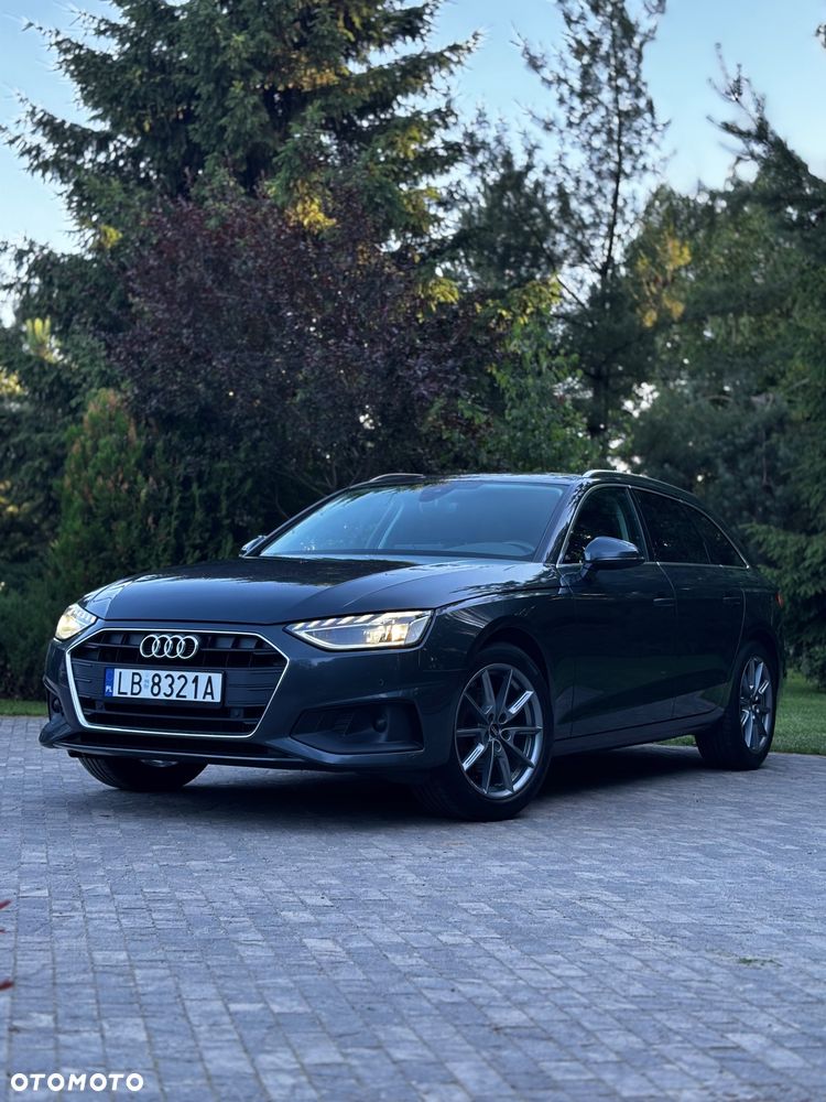 Audi A4 Avant 30 TDI S tronic - 11