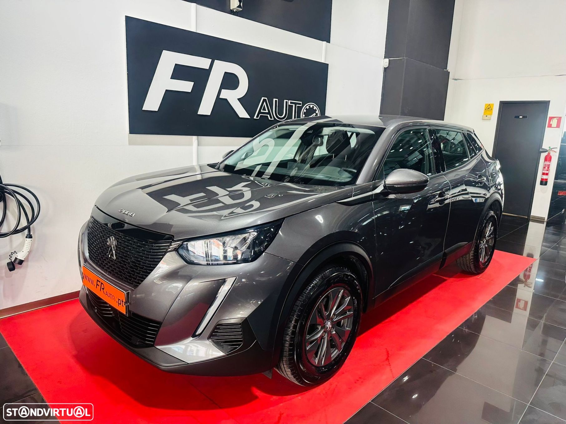 Peugeot 2008 1.2 PureTech Active - 1