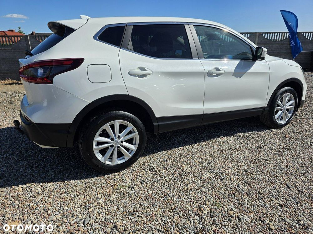 Nissan Qashqai 1.6 DCi ALL-MODE 4x4i N-Connecta - 13