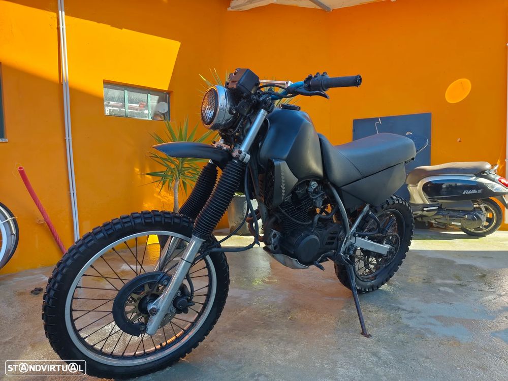 Yamaha XT 350 (3YT) - 12
