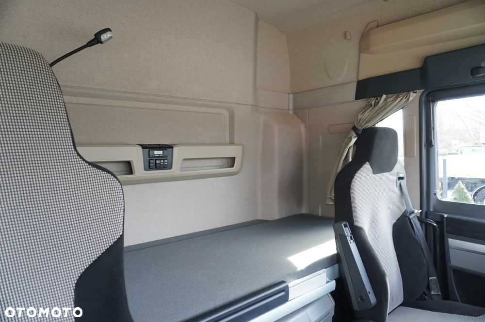 MAN TGX 35.580 8x4-4 / rama 830 cm / oś skrętna / 260 tys. km - 27