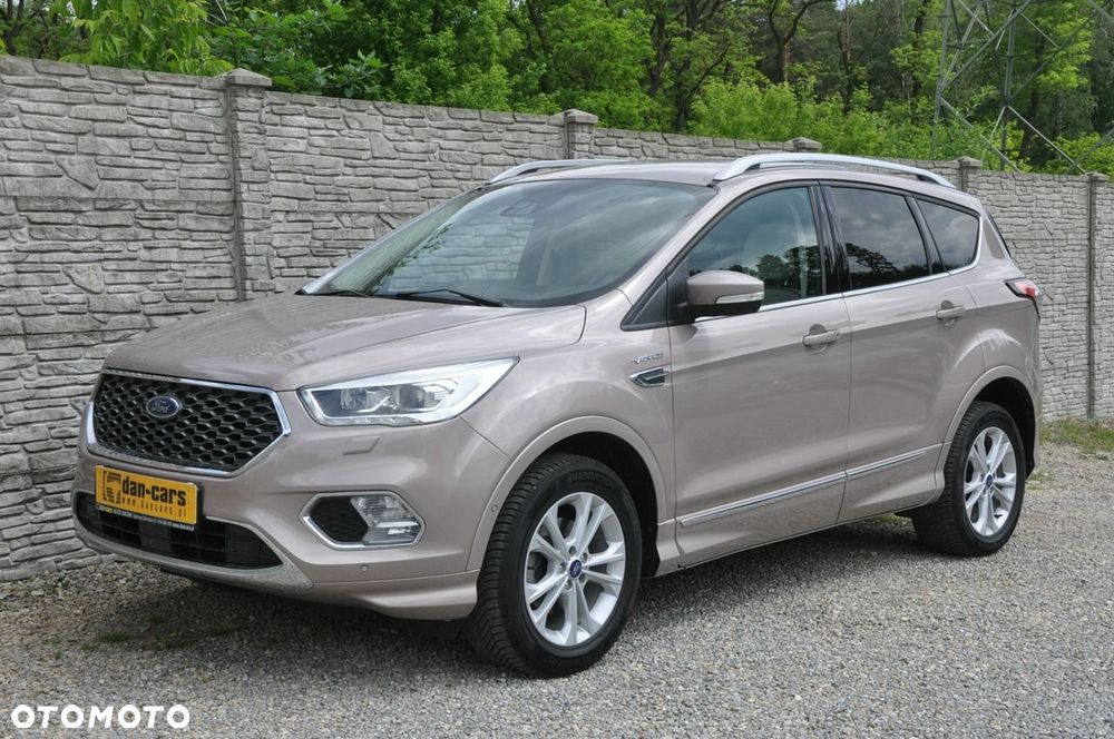 Ford Kuga 1.5 EcoBoost 2x4 Vignale - 1