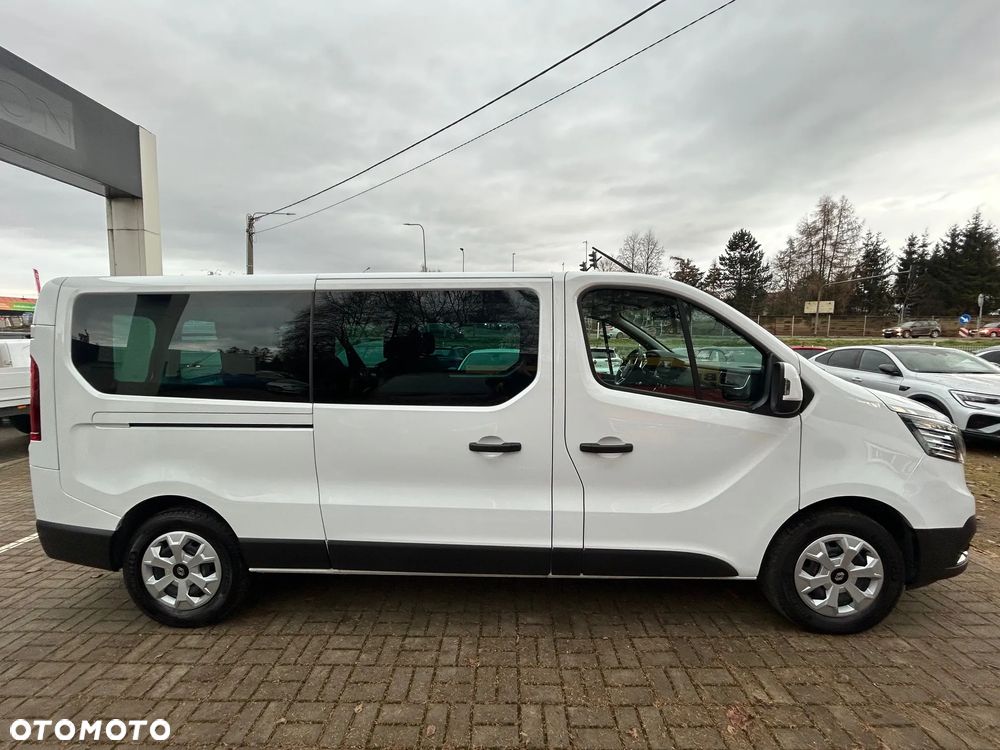 Renault Trafic 2.0 dCi - 7