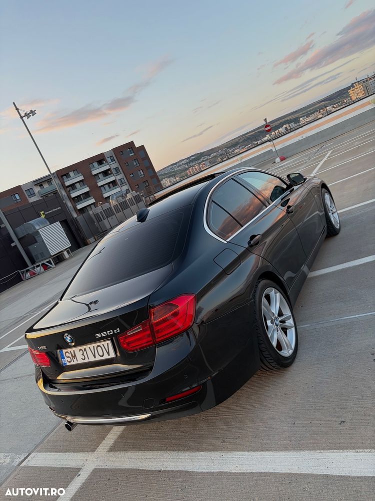 BMW Seria 3 320d xDrive Aut. Luxury Line - 2