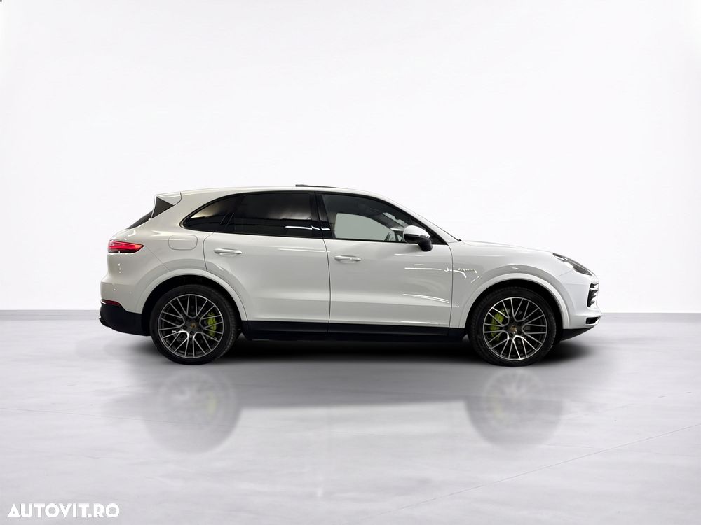Porsche Cayenne - 7