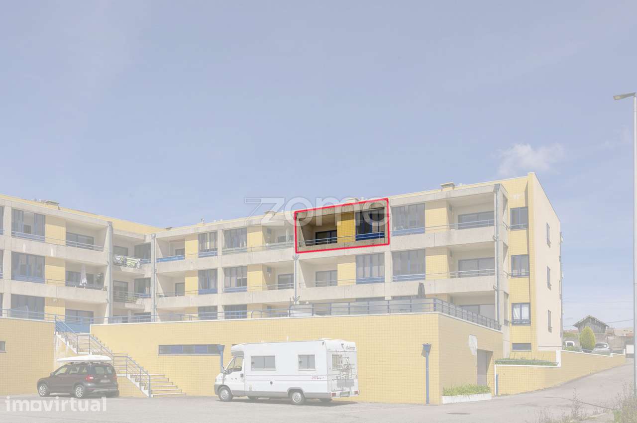 Apartamento T2 com Varanda e Garagem fechada ao Morangal, Arcozelo - Grande imagem: 3/41
