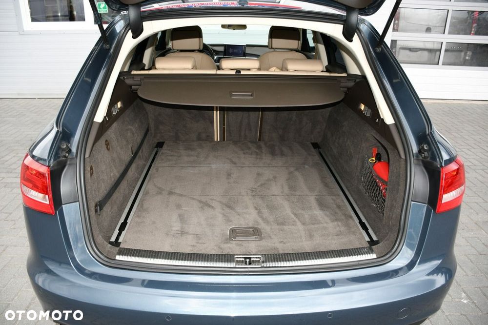 Audi A6 Avant - 38