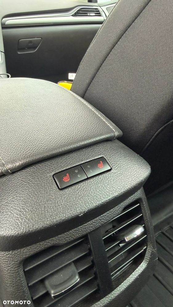 Ford Mondeo 2.0 EcoBlue Titanium - 19