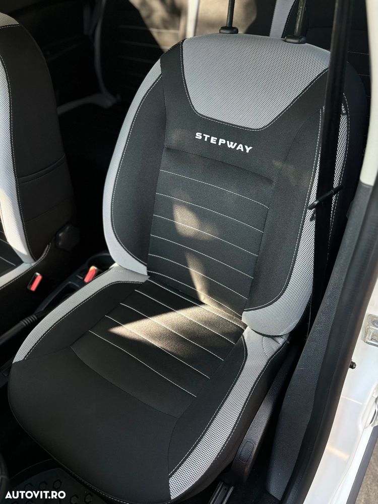 Dacia Sandero 0.9 TCe SL PLUS - 8