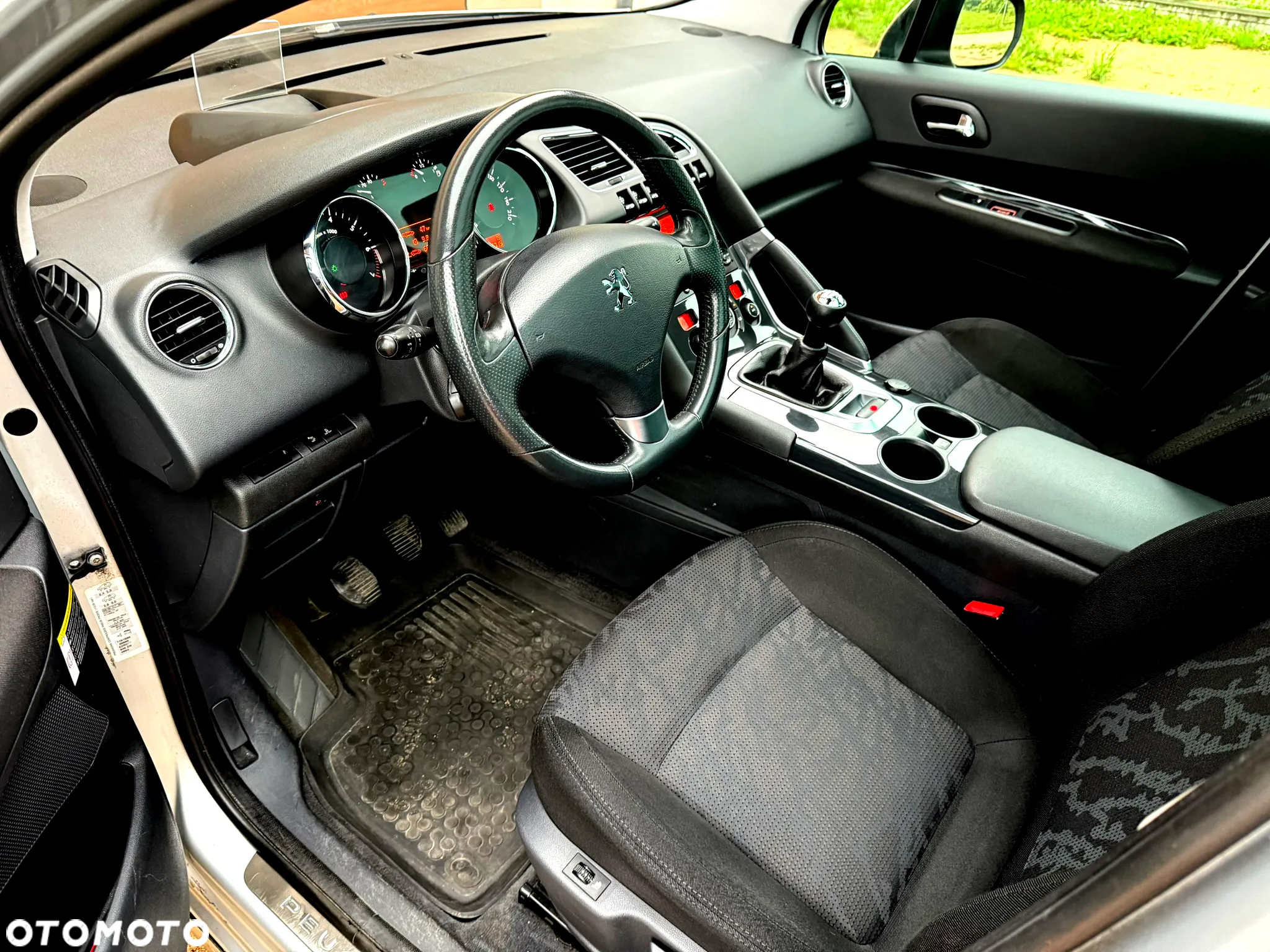 Peugeot 3008 120 VTi Premium - 8