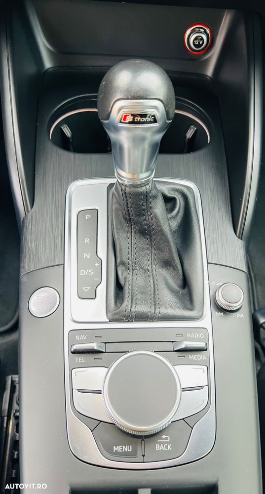 Audi A3 2.0 TFSI Quattro S tronic Sport - 12