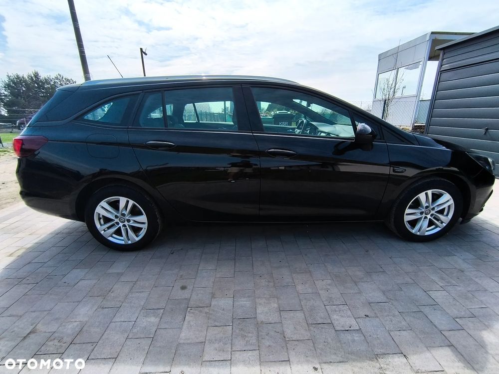 Opel Astra 1.6 CDTI Dynamic S&S - 9