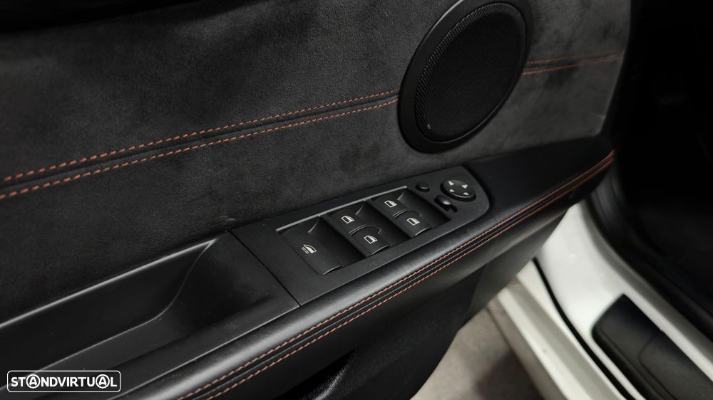 BMW Z4 sDrive20i - 12