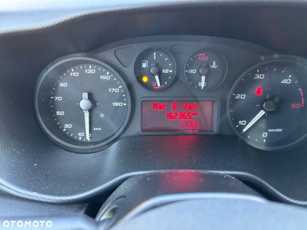 Iveco Daily 35C16 **Kontener**Winda**Climatronic**Sprowadzony - 9
