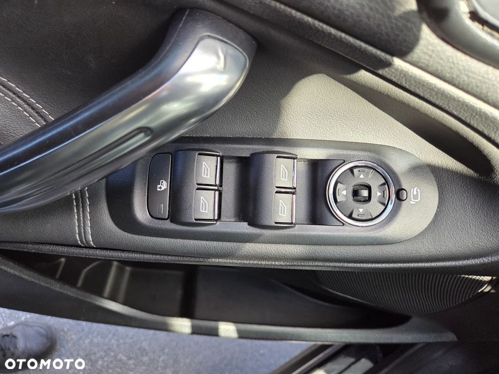 Ford S-Max 1.6 EcoBoost Titanium - 15