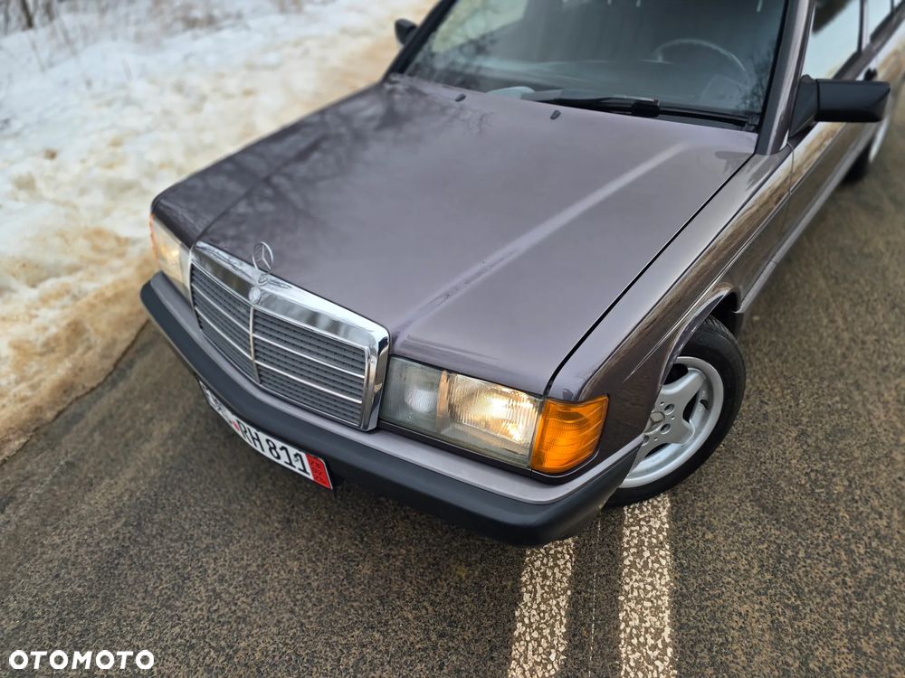 Mercedes-Benz W201 (190) - 31