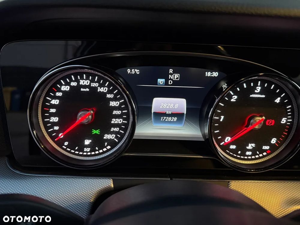 Mercedes-Benz Klasa E 200 d T 9G-TRONIC Avantgarde - 12