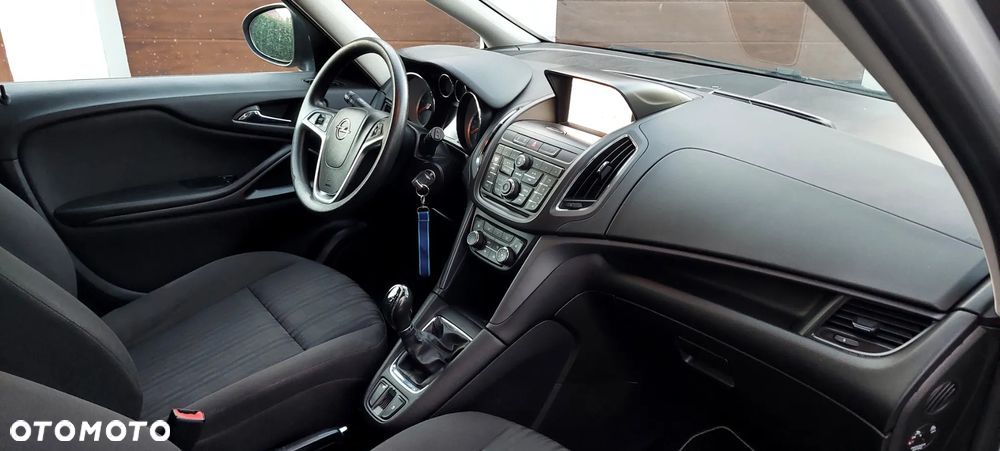 Opel Zafira - 29
