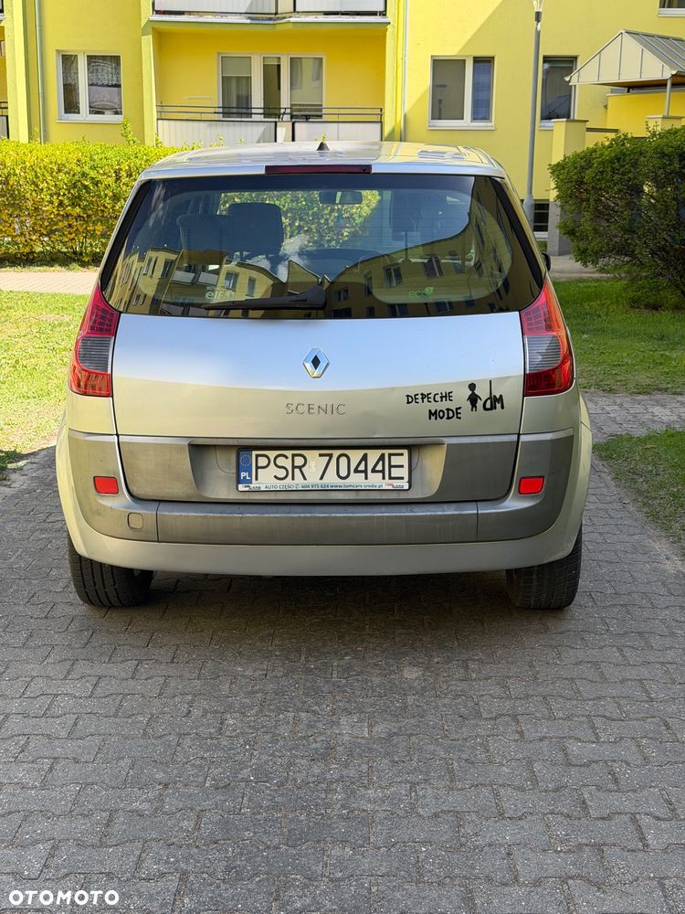 Renault Scenic 1.5 dCi Emotion - 7