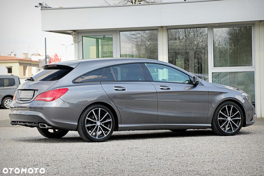 Mercedes-Benz CLA 180 Urban - 7