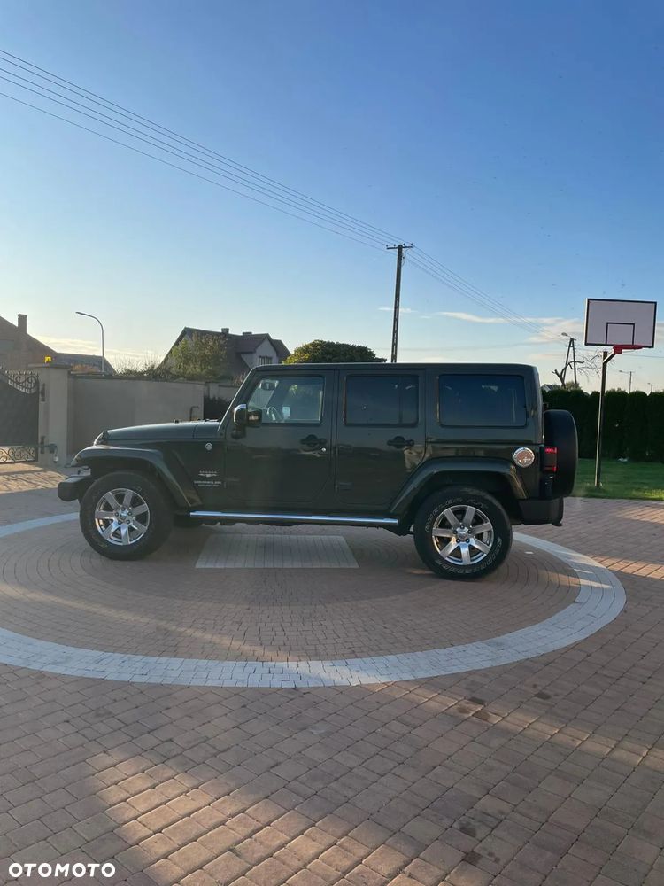 Jeep Wrangler Unlimited 3.6 Automatik Sahara - 9