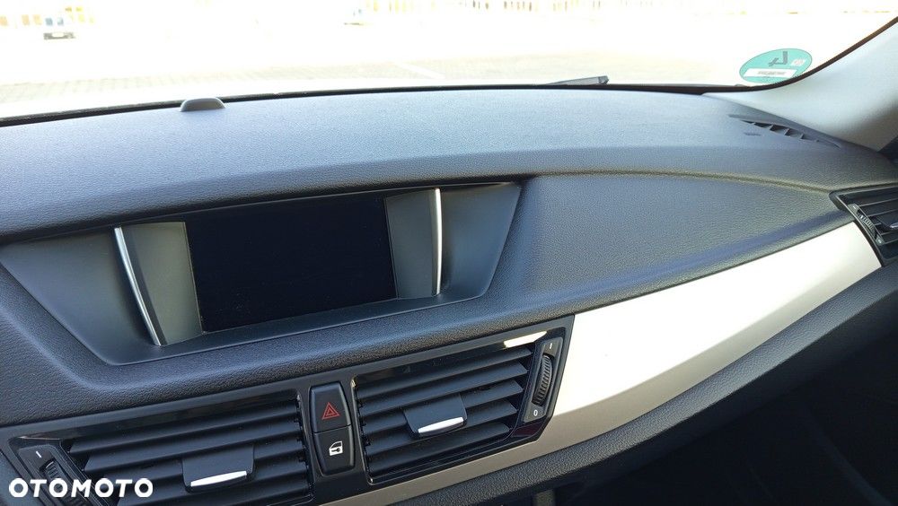 BMW X1 xDrive20d xLine - 32