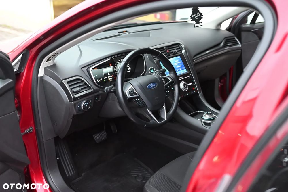 Ford Mondeo 2.0 EcoBlue Titanium - 25