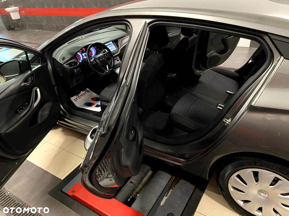 Opel Astra 1.6 D (CDTI) Start/Stop Innovation - 18