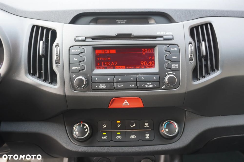 Kia Sportage 2.0 CVVT 2WD Vision - 22