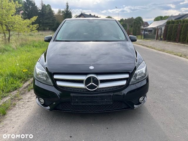 Mercedes-Benz Klasa B 180 d BlueEFFICIENCY Edition Style - 3