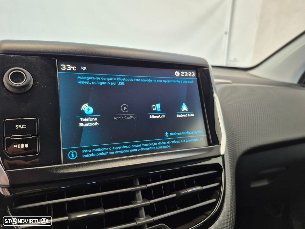 Peugeot 2008 1.2 PureTech Style - 18