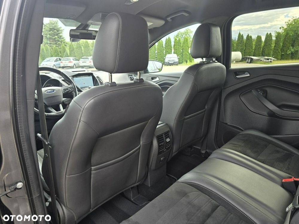Ford Kuga - 20