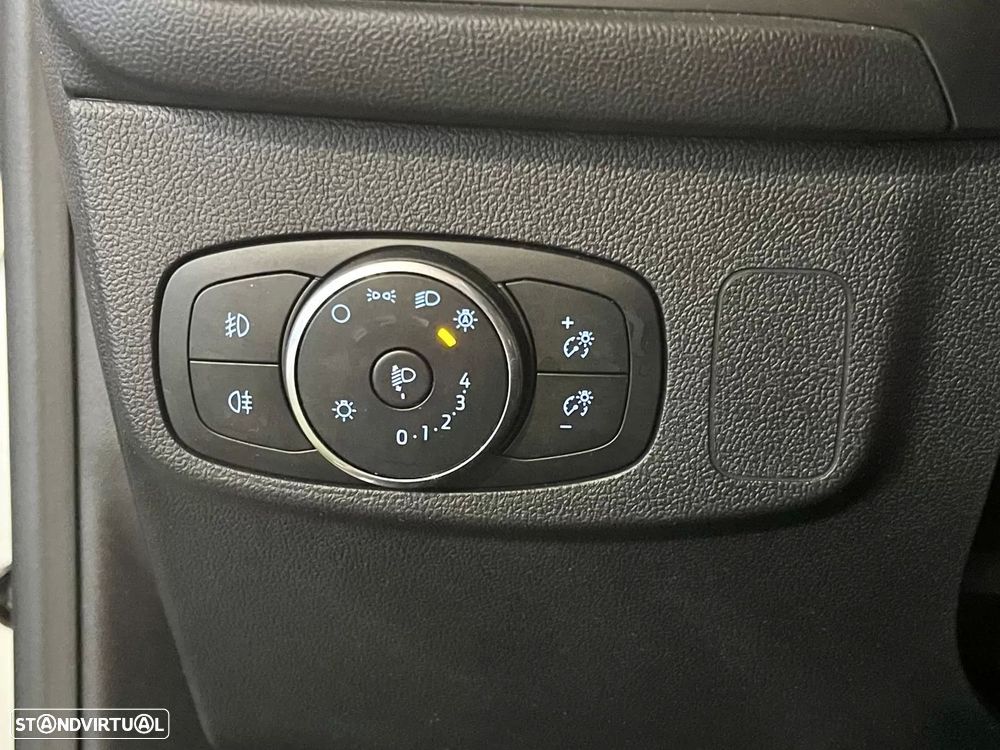 Ford Focus SW 1.5 TDCi EcoBlue ST-Line - 33