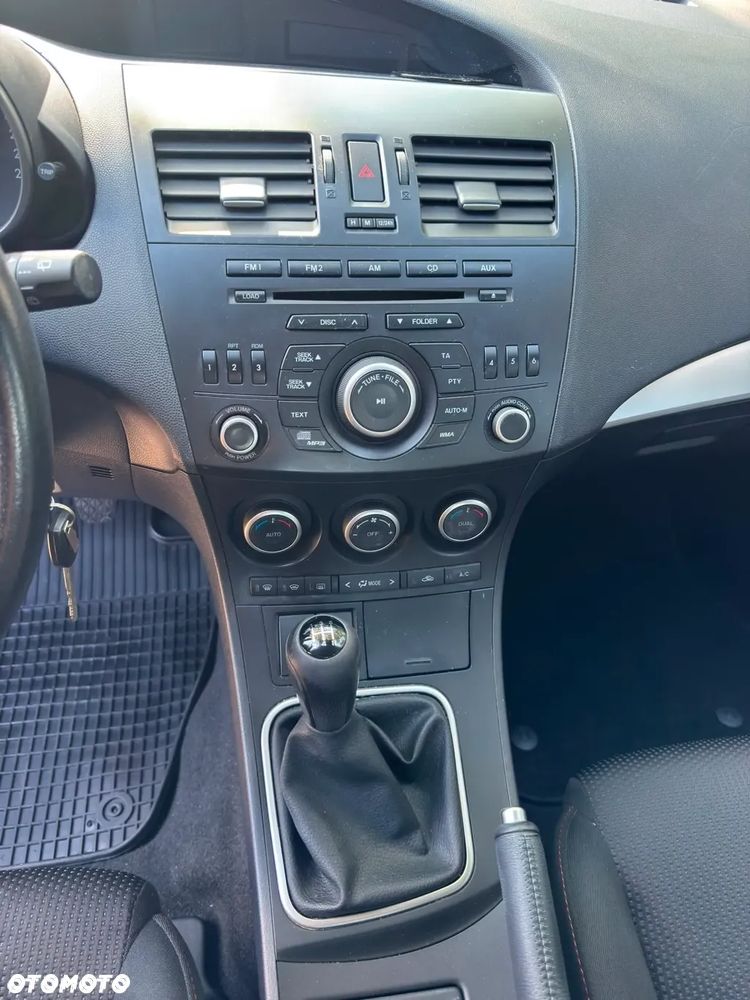 Mazda 3 - 13