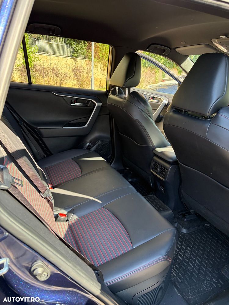 Suzuki Across 2.5 CVT PHEV Luxus - 11