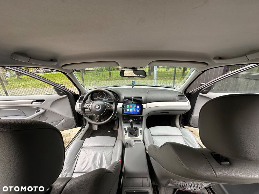 BMW Seria 3 330i - 14